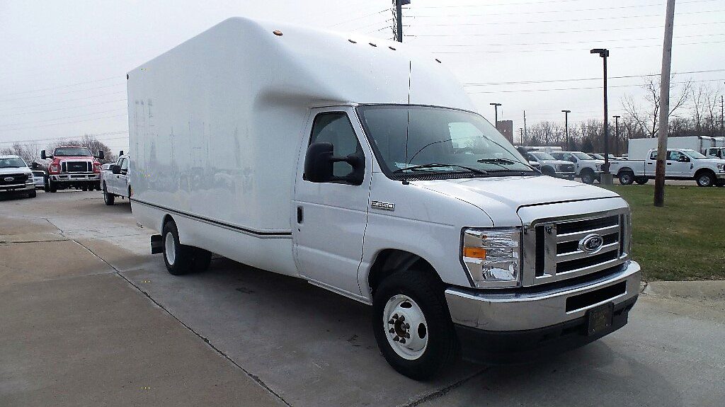 2022 Ford E450 Aerocell Rear Front Lockhart Automotive